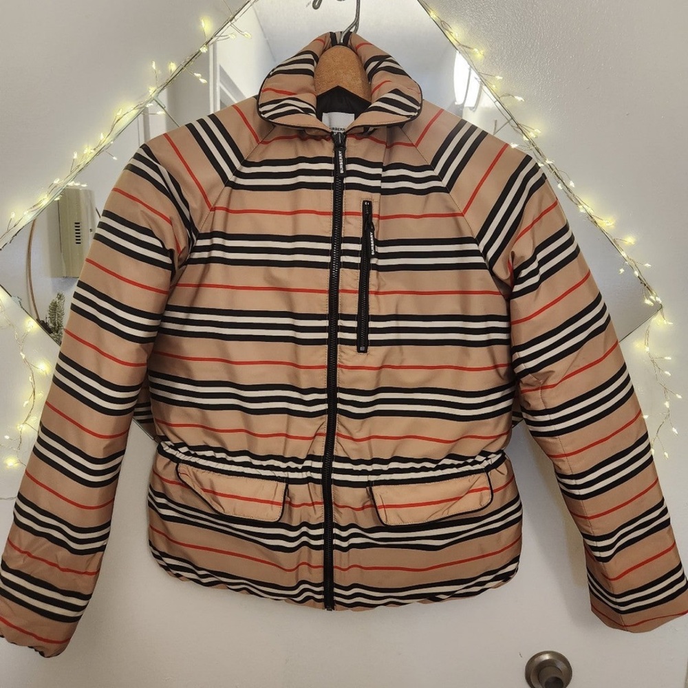 Burberry youth jacket, fits a size XS/S